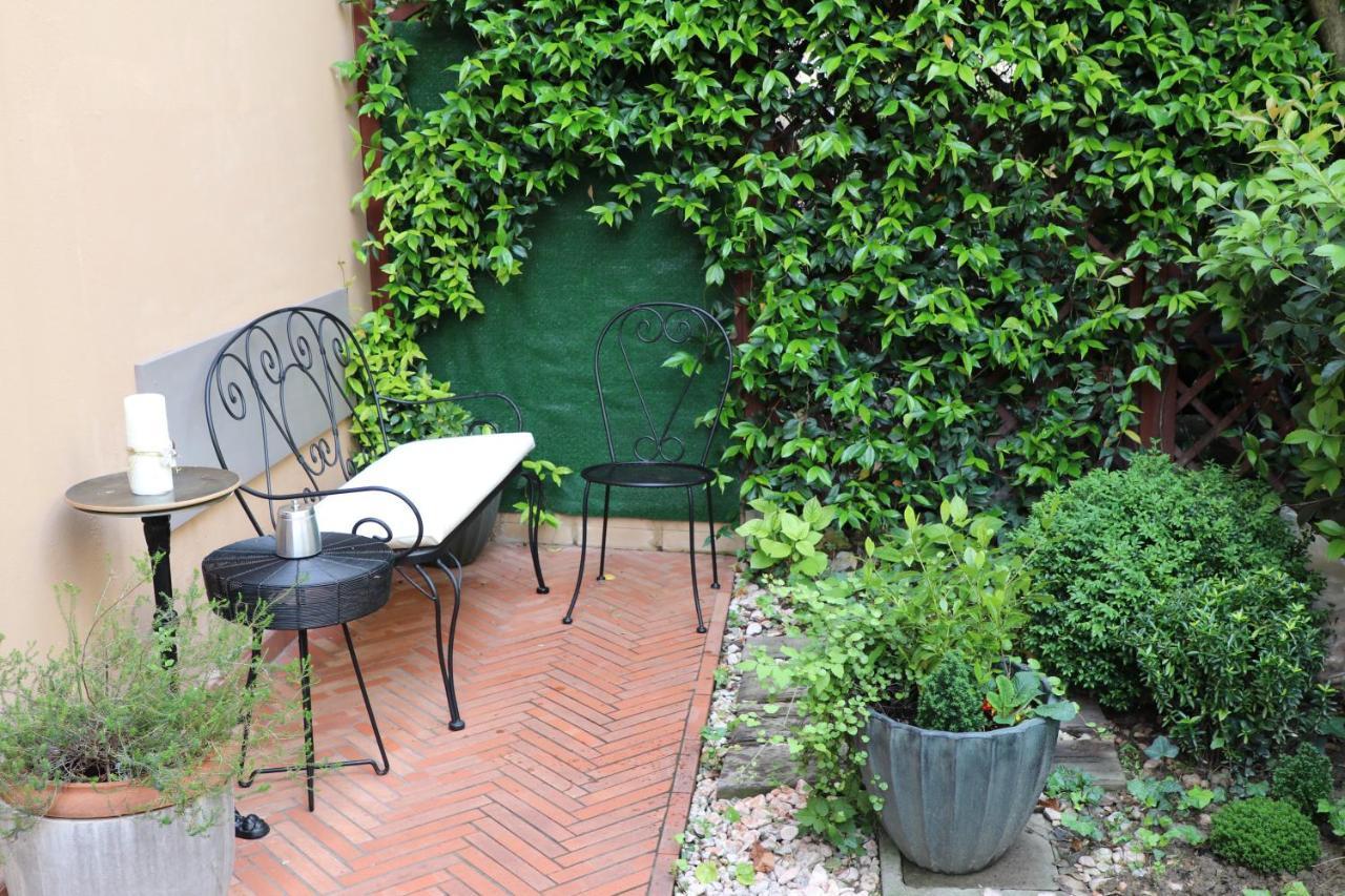 Paradiso24 Forlì Exterior foto